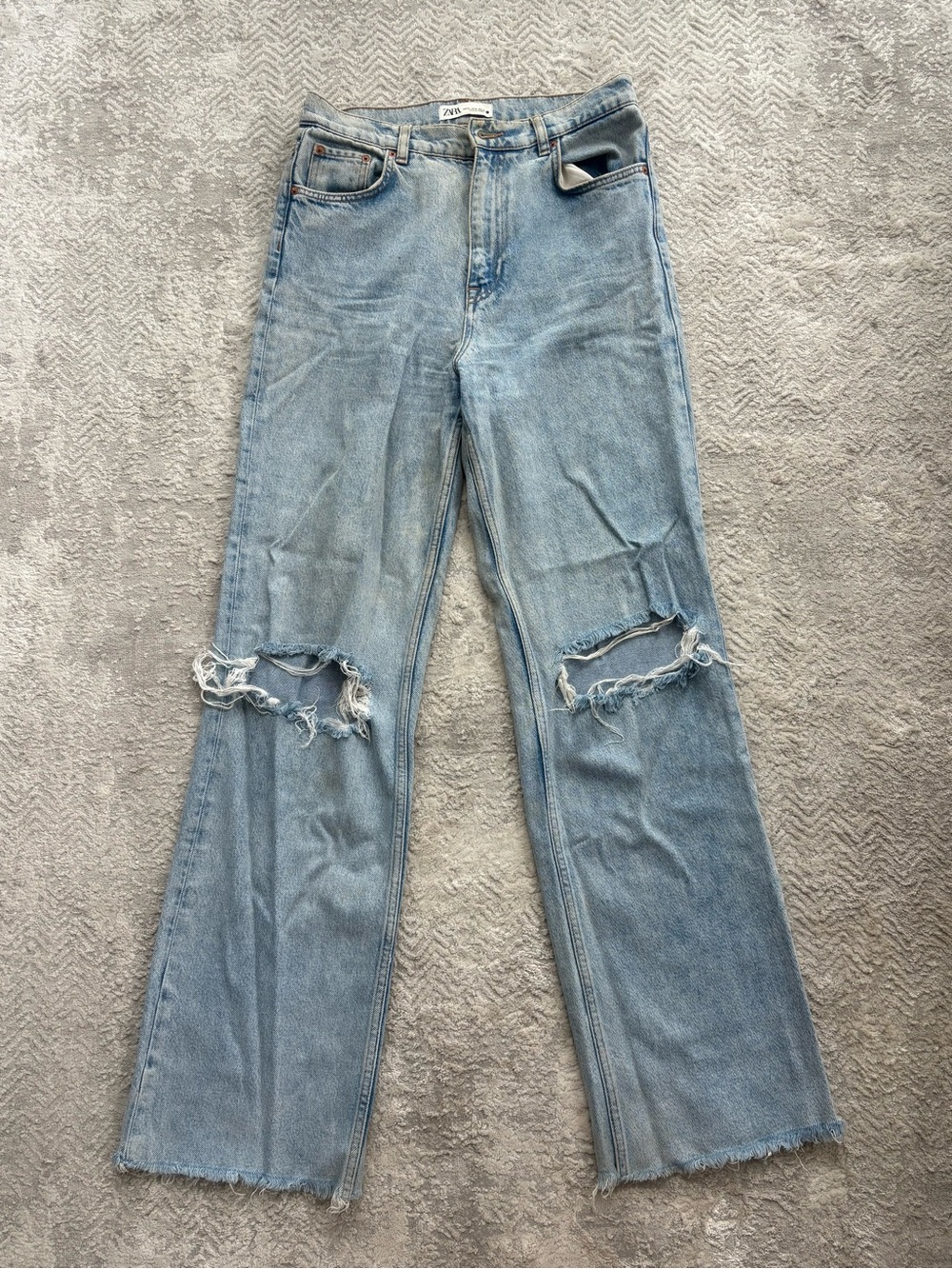 Zara High Rise Full Length Ripped Jeans - Picture 2 of 2